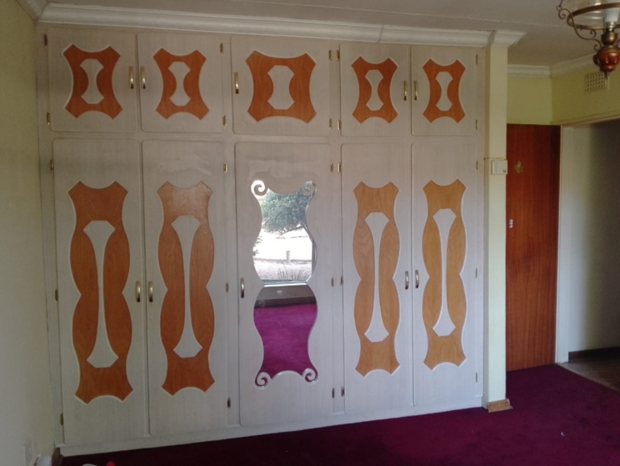 To Let 4 Bedroom Property for Rent in Fichardt Park Free State